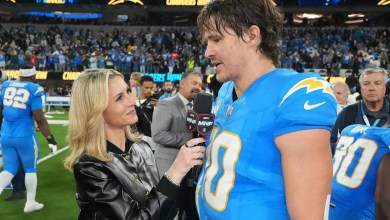 Chargers’ Justin Herbert called rude for awkward interview with ESPN’s Laura Rutledge after win Chargers’ Justin Herbert called rude for awkward interview with ESPN’s Laura Rutledge after win