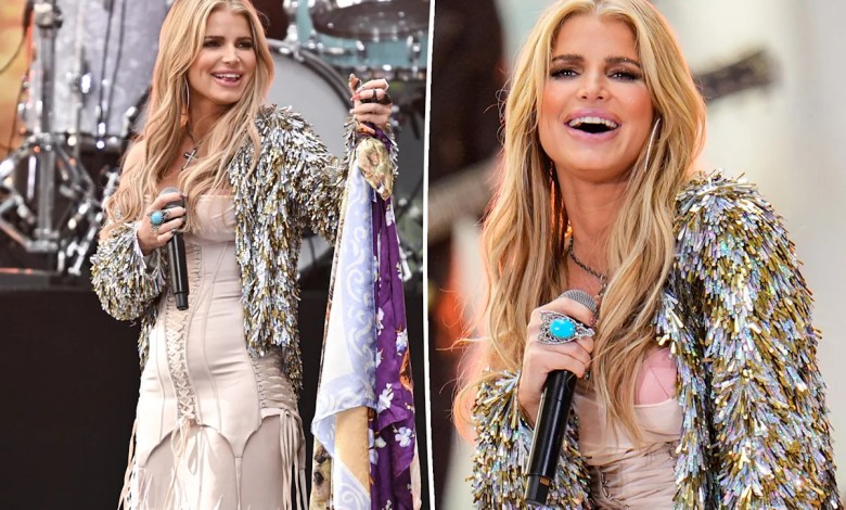 Jessica Simpson peed her live pants on the ‘Today’ show Jessica Simpson peed her live pants on the ‘Today’ show