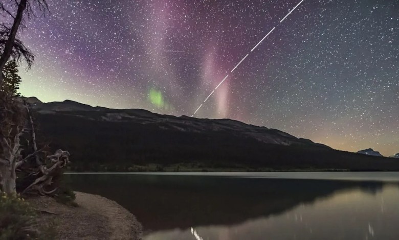 Santa’s sleigh or the International Space Station? How to spot a Christmas light flyby on December 24 and 25 Santa’s sleigh or the International Space Station? How to spot a Christmas light flyby on December 24 and 25