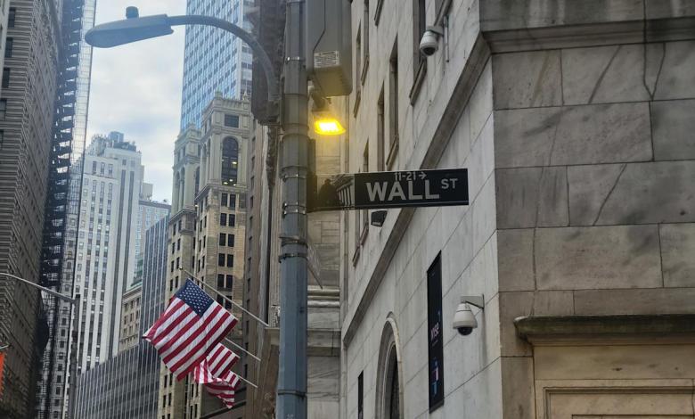 Adobe (ADBE) Gets 5 Target as Wall Street Prepares for Earnings Adobe (ADBE) Gets 5 Target as Wall Street Prepares for Earnings