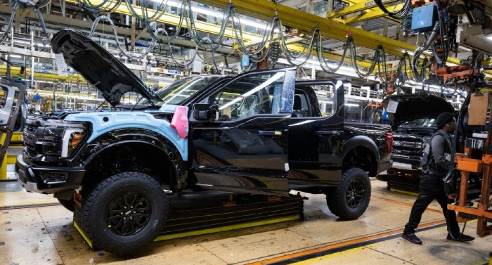 Donald Trump softens car tariffs as he visits industrial heartland in Michigan Donald Trump softens car tariffs as he visits industrial heartland in Michigan