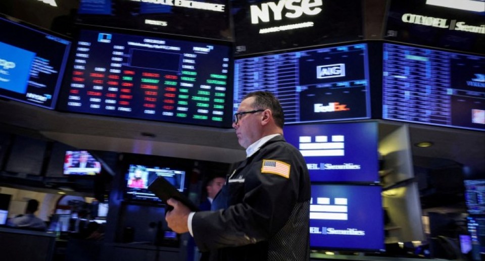 Global stocks tumble as Donald Trump offers no respite from tariffs Global stocks tumble as Donald Trump offers no respite from tariffs