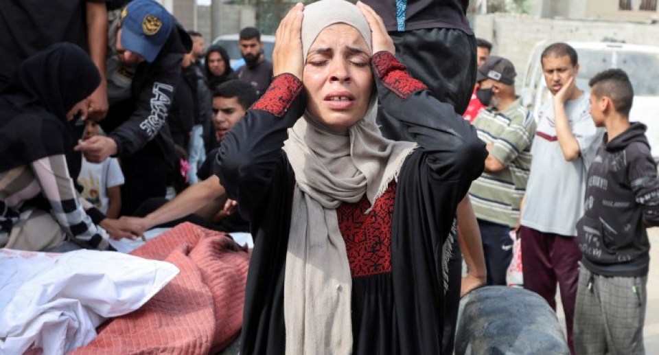 Israeli strikes kill nearly 100 in Gaza on fifth day of offensive Israeli strikes kill nearly 100 in Gaza on fifth day of offensive