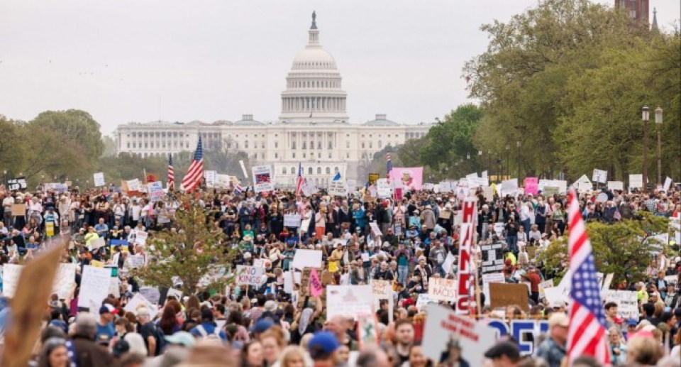 Tens of thousands join protests against Donald Trump and Elon Musk Tens of thousands join protests against Donald Trump and Elon Musk