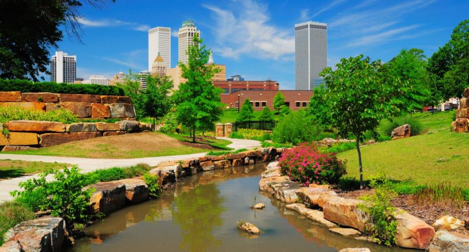 10 Pros and Cons of Living in Oklahoma 10 Pros and Cons of Living in Oklahoma