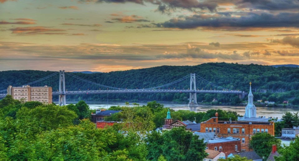 Compass adds Unlock Upstate Team to expand in Hudson Valley Compass adds Unlock Upstate Team to expand in Hudson Valley