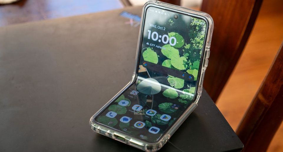 The Moto Razr Plus 2025 could arrive soon with a much-needed hardware upgrade The Moto Razr Plus 2025 could arrive soon with a much-needed hardware upgrade