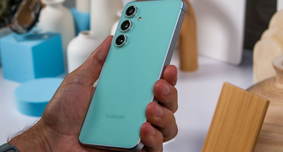 Quick! Grab over 0 OFF the Galaxy S24 FE before Amazon’s Spring Sale ends Quick! Grab over 0 OFF the Galaxy S24 FE before Amazon’s Spring Sale ends