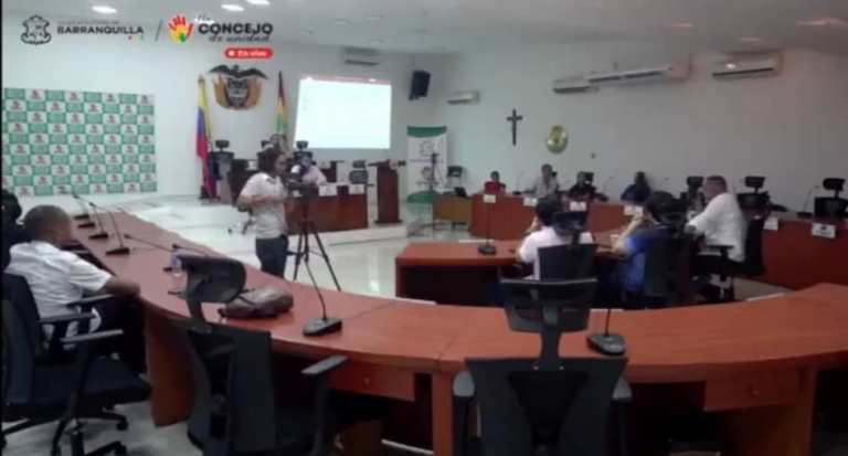 “O paga o se muere su hijo”: en plena sesión ‘Clan del Golfo’ amenaza al concejal José Trocha “O paga o se muere su hijo”: en plena sesión ‘Clan del Golfo’ amenaza al concejal José Trocha