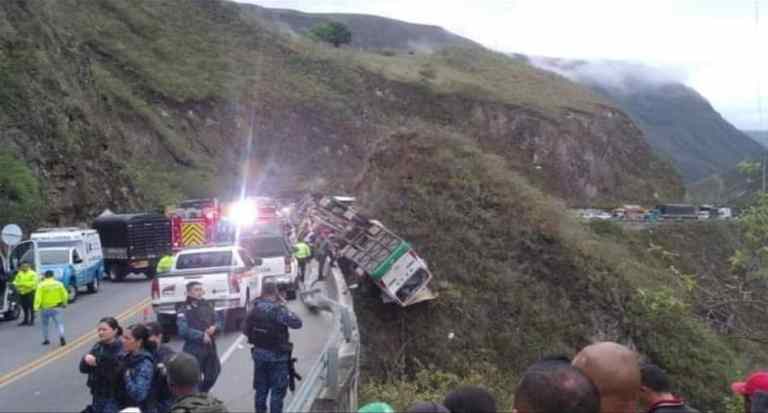 ‘¡El bus se quedó sin frenos!’: La tragedia que dejó 20 muertos en Nariño ‘¡El bus se quedó sin frenos!’: La tragedia que dejó 20 muertos en Nariño