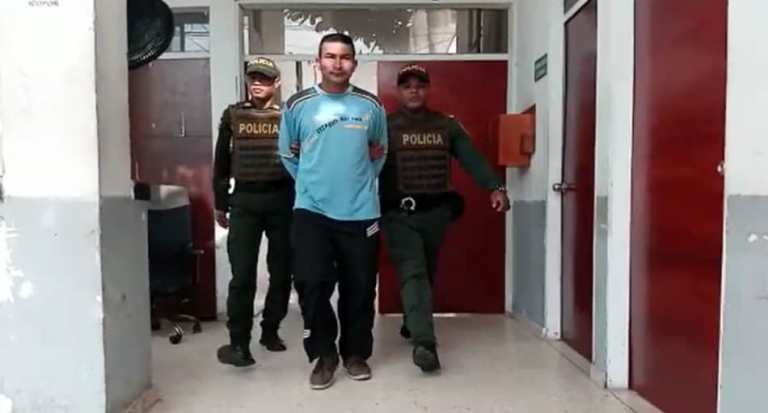 Intentó asfixiar a su compañera: al reaccionar, la mujer recibió 8 puñaladas Intentó asfixiar a su compañera: al reaccionar, la mujer recibió 8 puñaladas