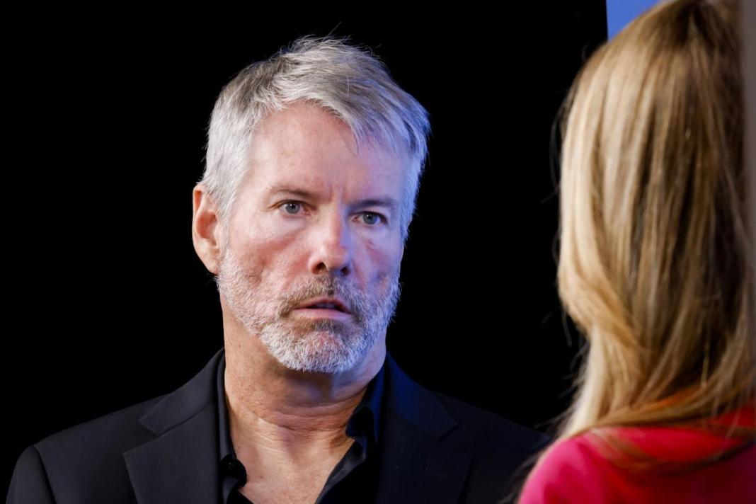 Saylor from MicroStrategy Profits from Stock Surge Amid Bitcoin’s Historic Rally Saylor from MicroStrategy Profits from Stock Surge Amid Bitcoin’s Historic Rally