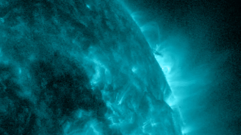 Sun unleashes powerful X-class solar flare, triggers radio blackouts across Pacific Ocean (video) Sun unleashes powerful X-class solar flare, triggers radio blackouts across Pacific Ocean (video)