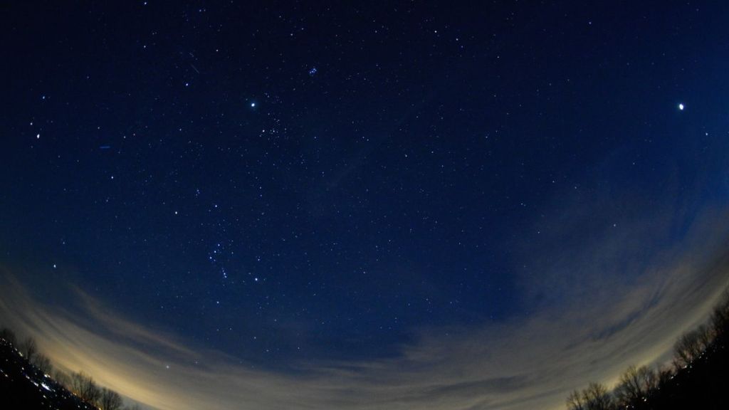 7 planets are aligned in the night sky right now. But what’s that mean for science? 7 planets are aligned in the night sky right now. But what’s that mean for science?