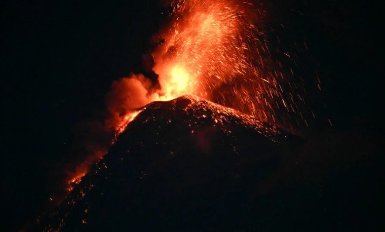 View photos of Guatemala volcanoes View photos of Guatemala volcanoes