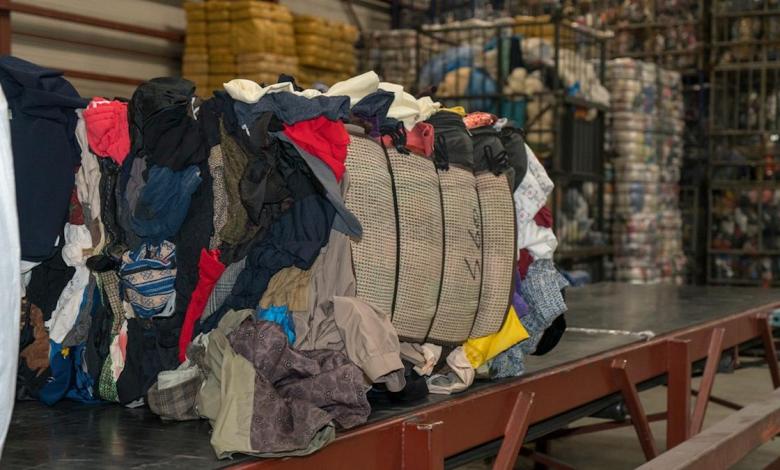 Ghanaian businessmen strike to defend “life” second-hand clothing trade Ghanaian businessmen strike to defend “life” second-hand clothing trade