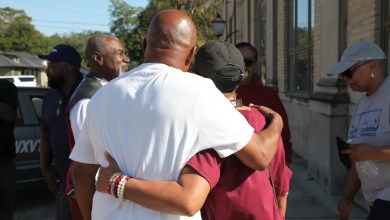 Mass shooting in Mississippi leaves 6 dead, 4 arrested, FBI says Mass shooting in Mississippi leaves 6 dead, 4 arrested, FBI says