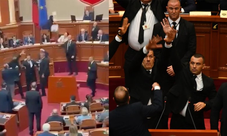 Albanian leaders are stuffed into garbage Albanian leaders are stuffed into garbage