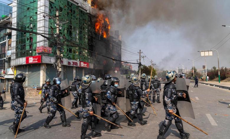 Former Nepal king and police supporters seek to restore monarchy during protests Former Nepal king and police supporters seek to restore monarchy during protests