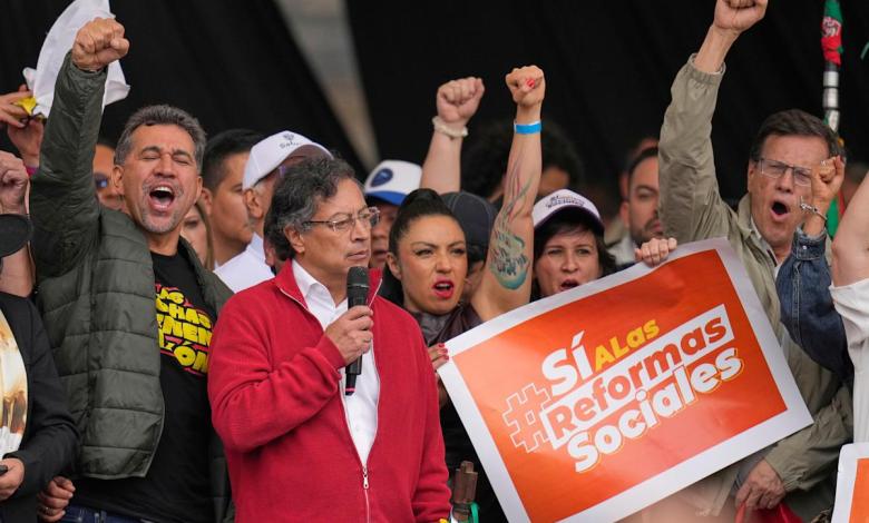 Colombia’s president calls for special elections for labor and health reform at a rally Colombia’s president calls for special elections for labor and health reform at a rally