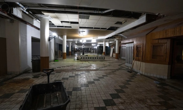 The basement of Merle Hay shopping mall was frozen in 2000. Explore the abandoned garden court in the mall. The basement of Merle Hay shopping mall was frozen in 2000. Explore the abandoned garden court in the mall.