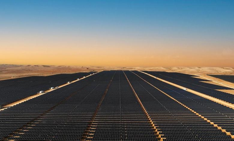 JA solar power starts 1GW dark blue solar module for Inner Mongolia project JA solar power starts 1GW dark blue solar module for Inner Mongolia project