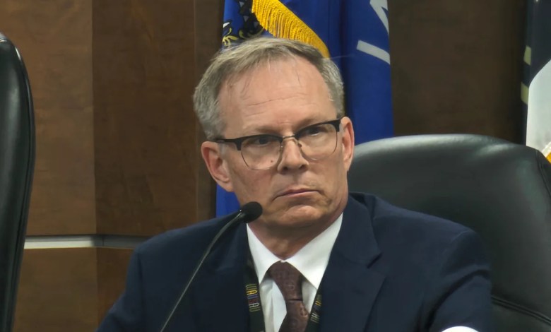 Wausau Ethics Commission finds Mayor Doug Deeney violated ethics code by moving drop boxes Wausau Ethics Commission finds Mayor Doug Deeney violated ethics code by moving drop boxes