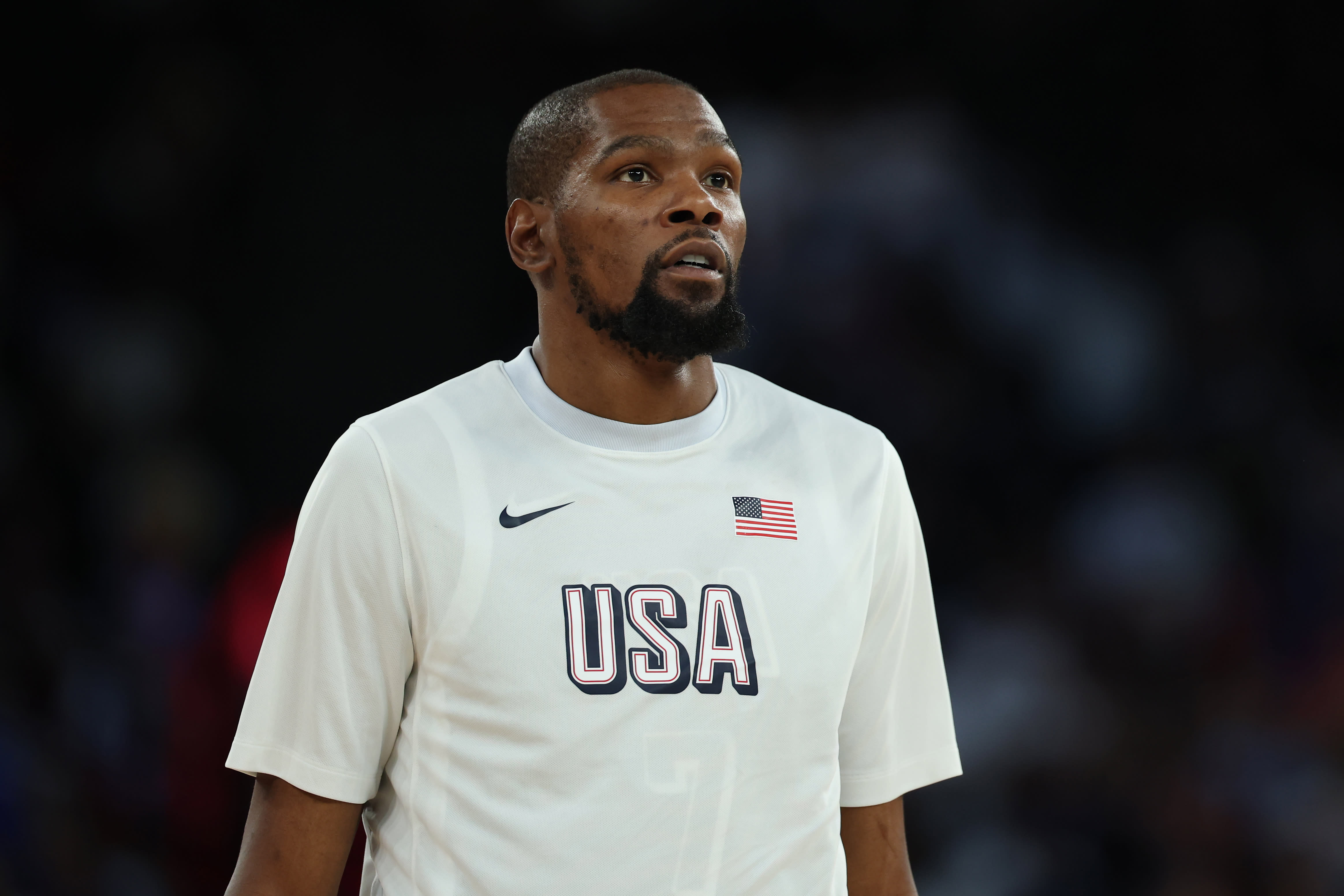 Kevin Durant becomes minority owner of powerhouse French club Paris Saint-Germain in latest investment Kevin Durant becomes minority owner of powerhouse French club Paris Saint-Germain in latest investment