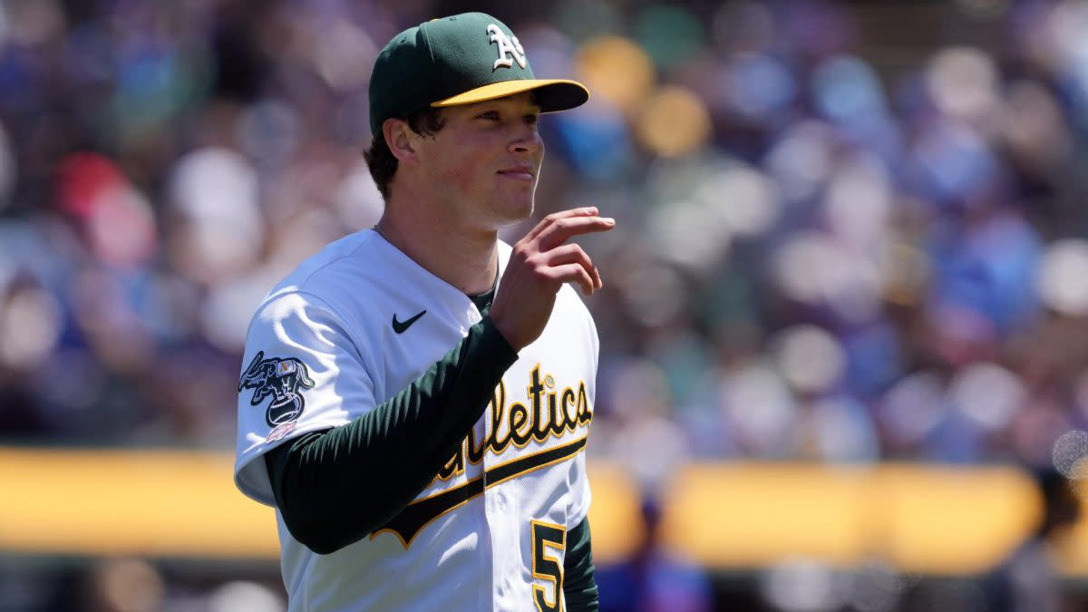 A’s Miller lands on IL with broken hand after reportedly pounding table A’s Miller lands on IL with broken hand after reportedly pounding table
