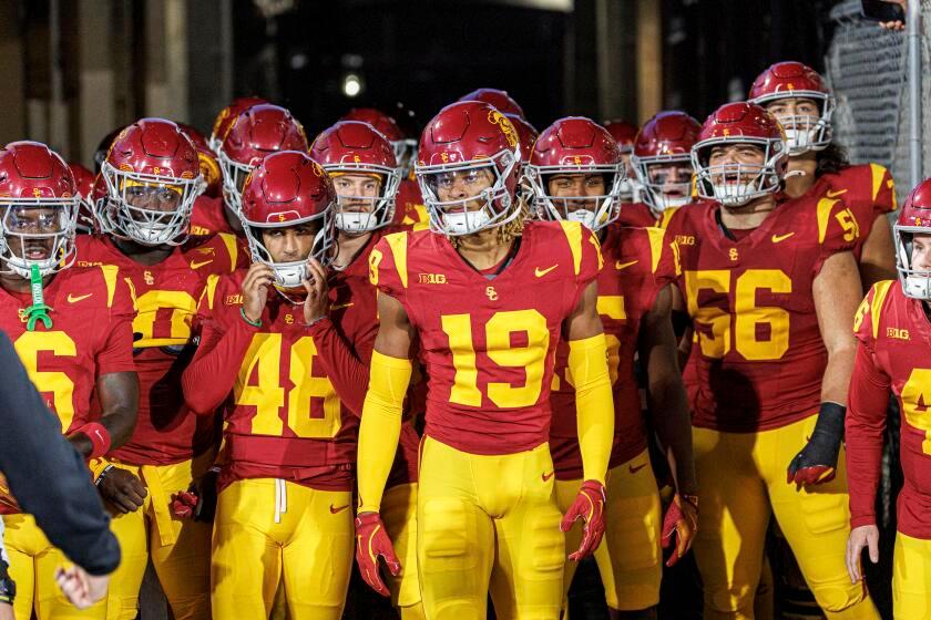 USC vs. Notre Dame: D’Anton Lynn’s improved defense faces its toughest test USC vs. Notre Dame: D’Anton Lynn’s improved defense faces its toughest test