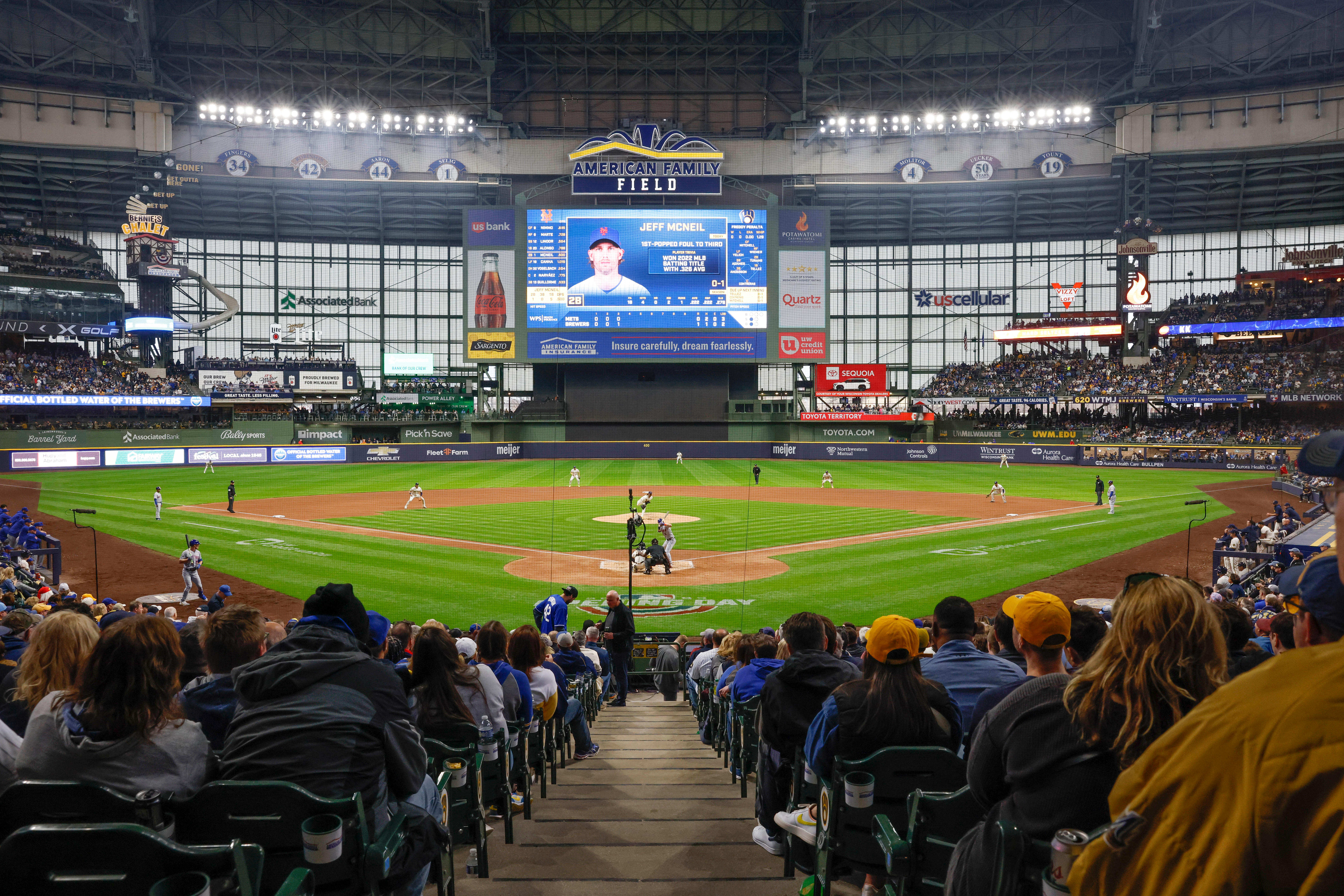 Escalator malfunction at Brewers game leaves 11 people injured, including one with a broken femur Escalator malfunction at Brewers game leaves 11 people injured, including one with a broken femur