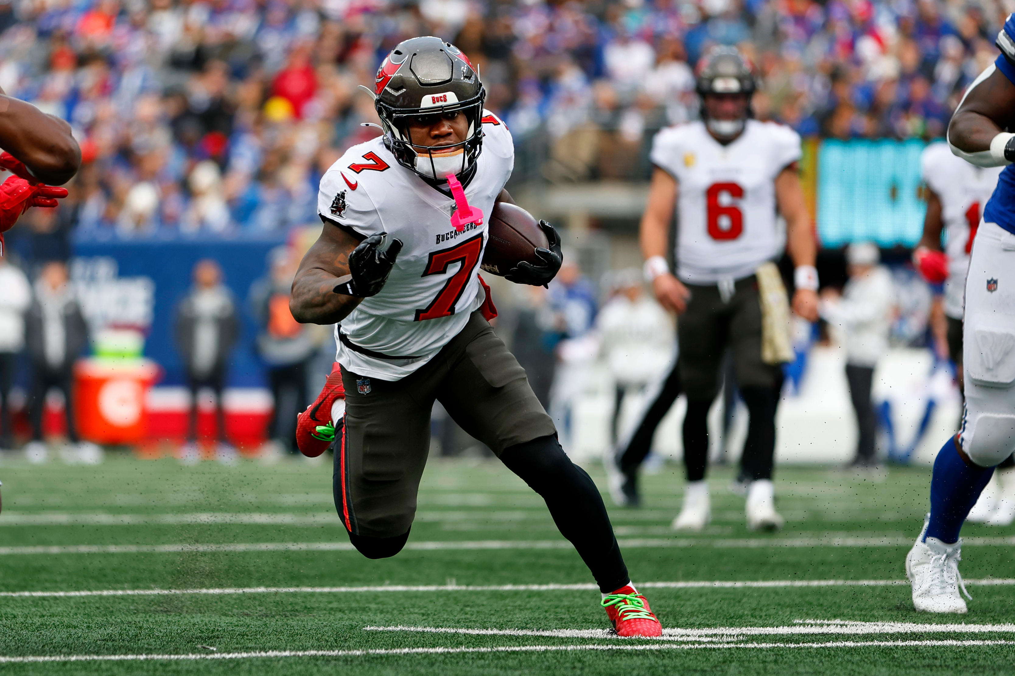 4 Keys to a Week 13 fantasy football victory (and one RB stash for the future) 4 Keys to a Week 13 fantasy football victory (and one RB stash for the future)