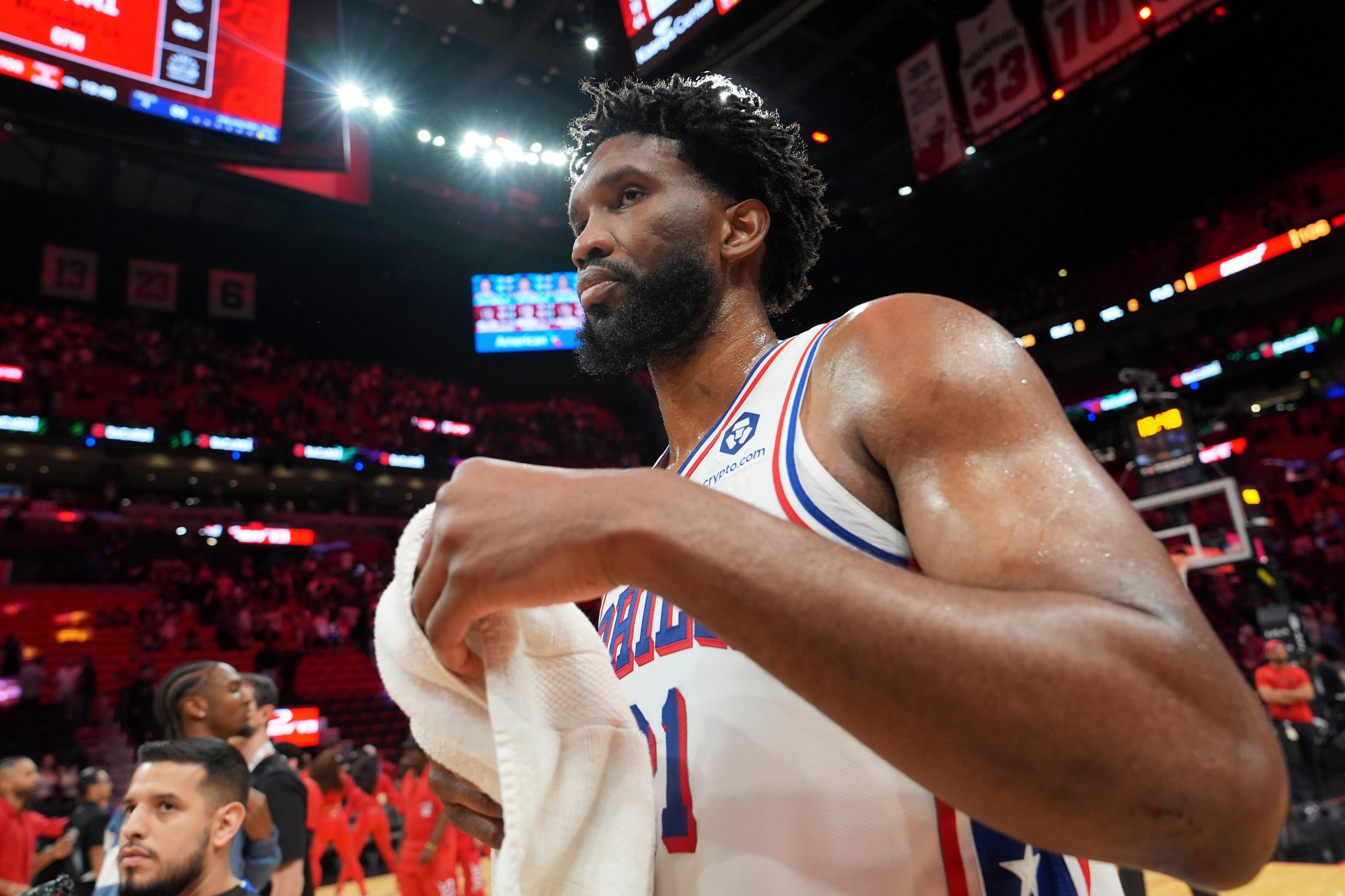 Time is running out quick for the 76ers and Bucks, who look more like pretenders than contenders Time is running out quick for the 76ers and Bucks, who look more like pretenders than contenders