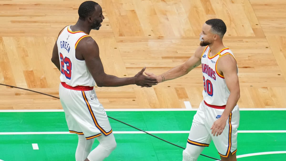 Draymond shares great story to explain Steph’s league-wide respect Draymond shares great story to explain Steph’s league-wide respect