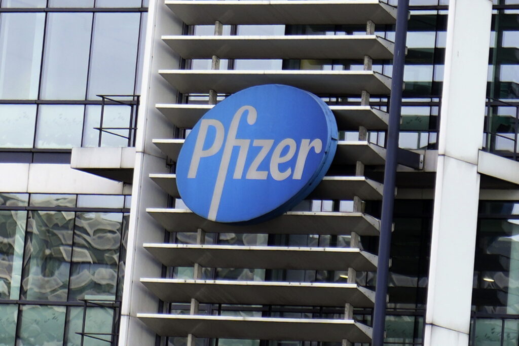 Pfizer cere bani României pentru vaccinurile neplătite din pandemie! Pfizer cere bani României pentru vaccinurile neplătite din pandemie!