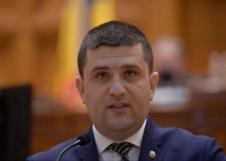 Miruță: Salariile militarilor rămân intacte pentru a-i păstra activi! Miruță: Salariile militarilor rămân intacte pentru a-i păstra activi!