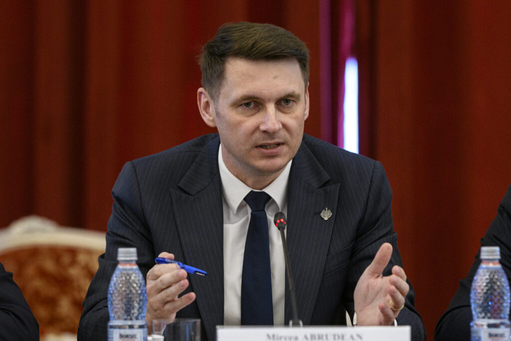 Președintele Senatului: Deciziile CCR nu pot fi folosite ca tactic de blocaj! Președintele Senatului: Deciziile CCR nu pot fi folosite ca tactic de blocaj!