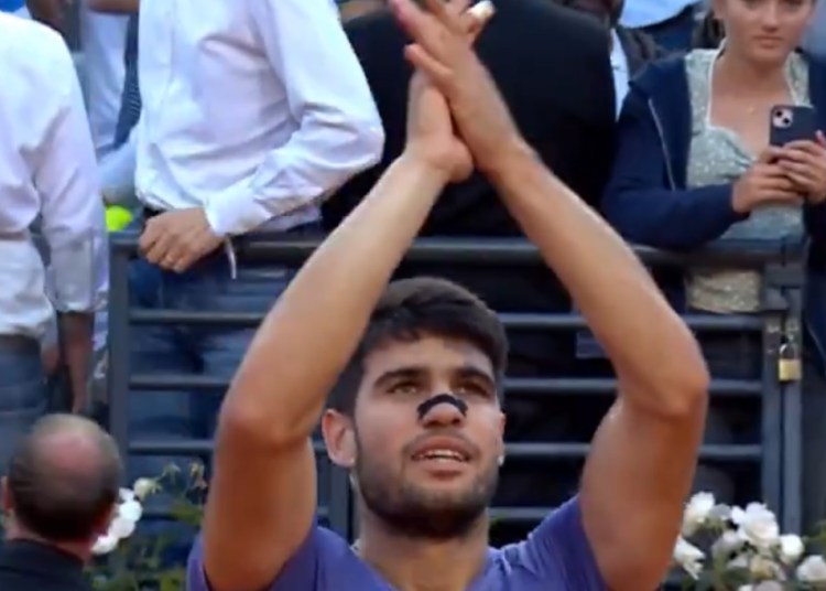 Alcaraz strălucește și avansează în turul trei la Australian Open! Alcaraz strălucește și avansează în turul trei la Australian Open!