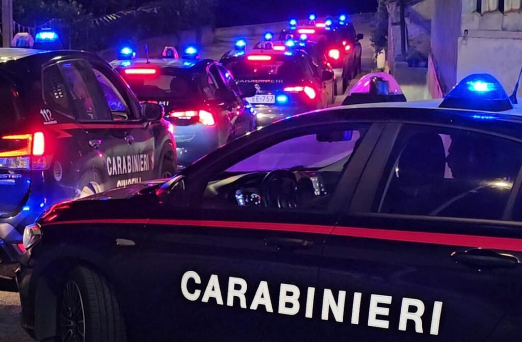 Români ingenioși transformă subsolul din Milano într-un cazino ilegal! Români ingenioși transformă subsolul din Milano într-un cazino ilegal!