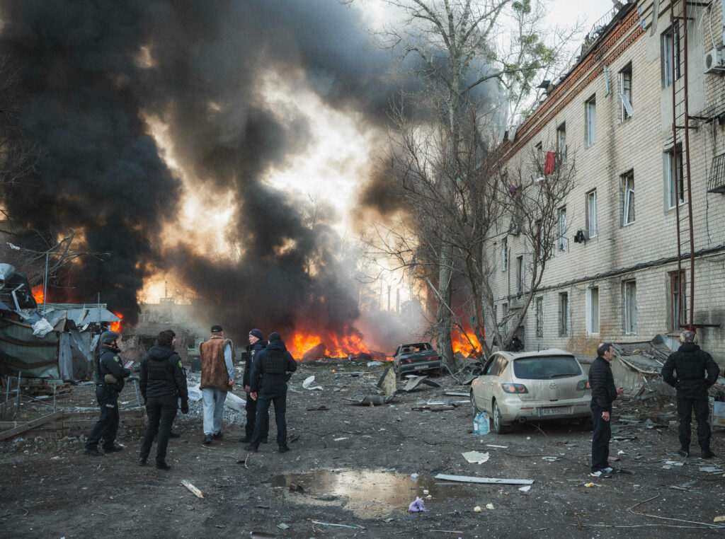 Rusia lovește Ucraina cu 100+ drone, după acordul Trump-Putin! Rusia lovește Ucraina cu 100+ drone, după acordul Trump-Putin!