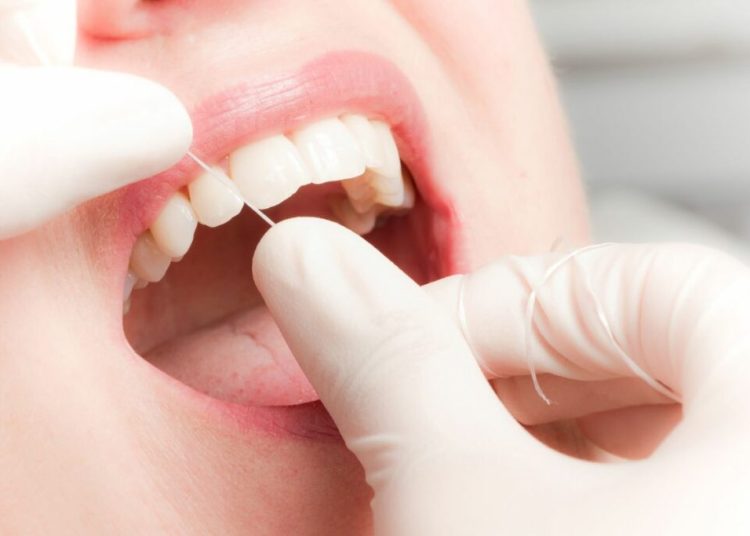 „Atenție la extragerea dinților: Profitul clinicii versus sănătatea ta!” „Atenție la extragerea dinților: Profitul clinicii versus sănătatea ta!”