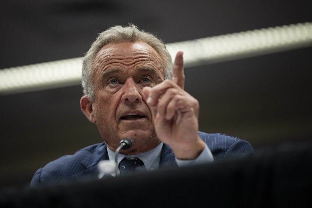 Trump și-a mobilizat oficialii: interzicerea termenilor „femei” și „rasă” în finanțare federală! Trump și-a mobilizat oficialii: interzicerea termenilor „femei” și „rasă” în finanțare federală!