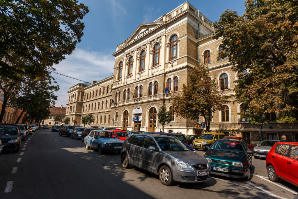 Babeș-Bolyai garantează: Taxele de admitere nu îi afectează pe studenți! Babeș-Bolyai garantează: Taxele de admitere nu îi afectează pe studenți!