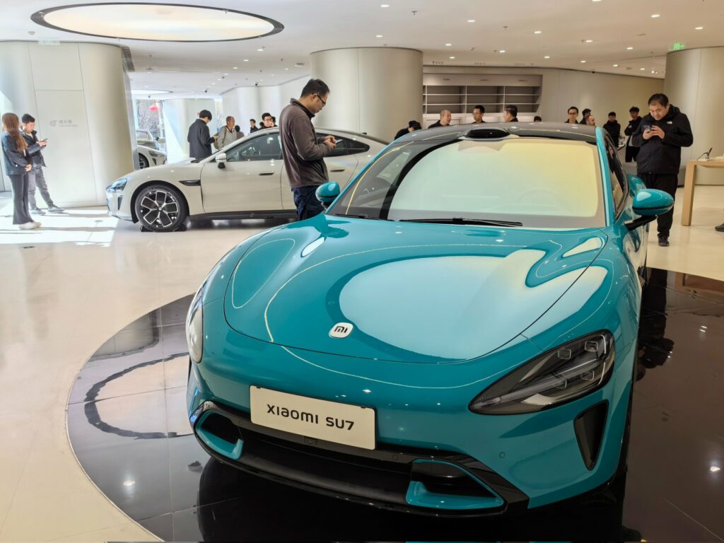 China și UE ajung la un acord istoric pentru exportul de mașini electrice! China și UE ajung la un acord istoric pentru exportul de mașini electrice!