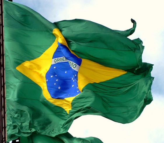 Tragedie la Copacabana: Un mort în prăbușirea unui avion ultraușor Tragedie la Copacabana: Un mort în prăbușirea unui avion ultraușor