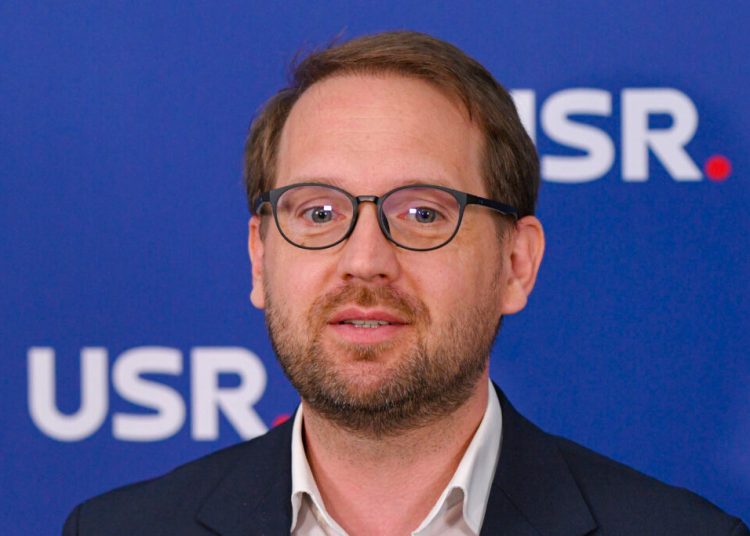 Dominic Fritz: PSD, decizii clare sau plecați de la guvernare! Dominic Fritz: PSD, decizii clare sau plecați de la guvernare!