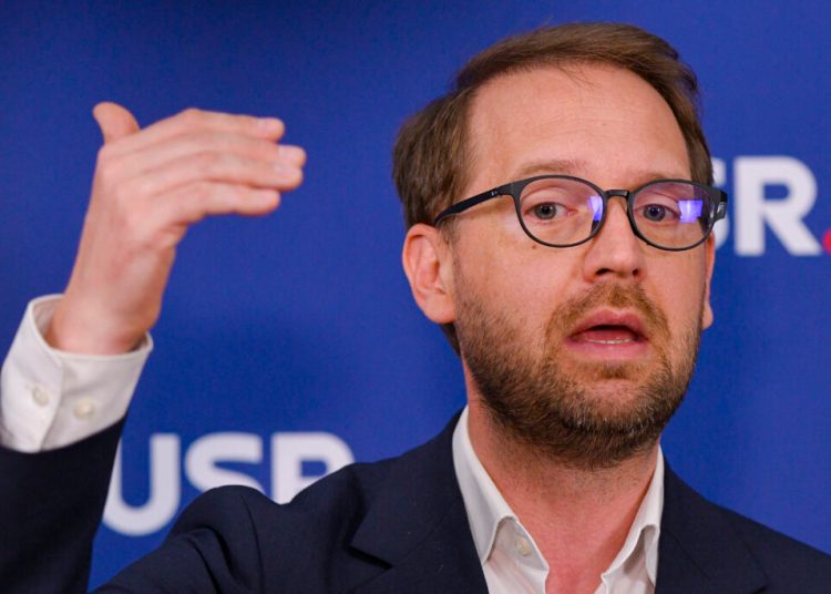 Dominic Fritz: Coaliția trebuie să acționeze, nu să joace teatru! Dominic Fritz: Coaliția trebuie să acționeze, nu să joace teatru!