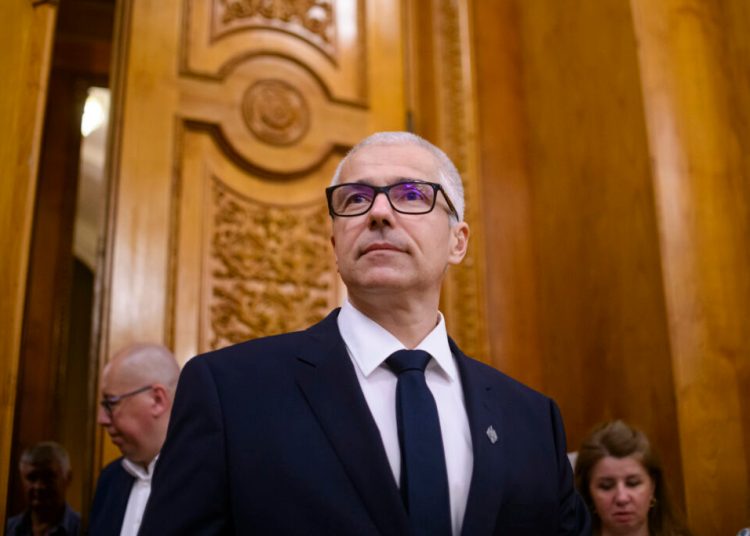 Radu Marinescu: De ce procurorii trebuie să rămână apolitici? Radu Marinescu: De ce procurorii trebuie să rămână apolitici?