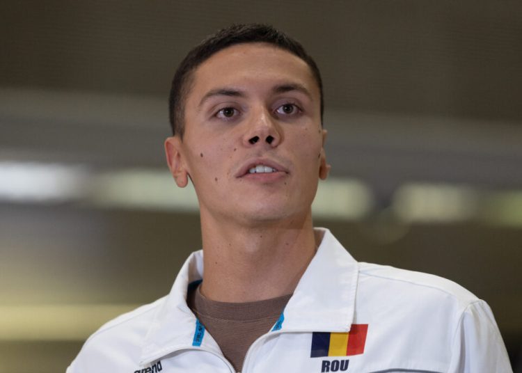 David Popovici, antrenamente intense și de Crăciun! David Popovici, antrenamente intense și de Crăciun!