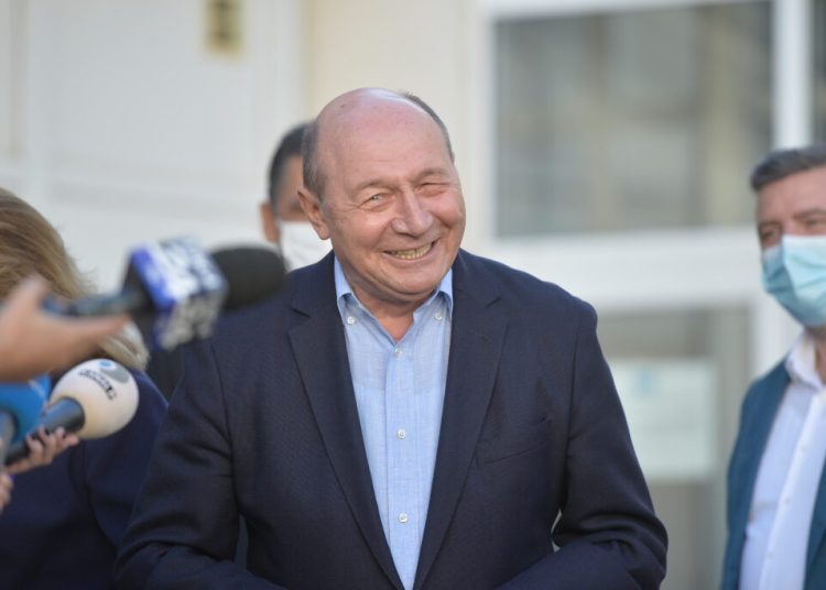 Băsescu: PSD Rămâne la Guvernare, Alianța cu AUR Este Exclusă! Băsescu: PSD Rămâne la Guvernare, Alianța cu AUR Este Exclusă!